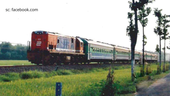 tahun 1992 mengacu pada senja mataram dan fajar padjadjaran